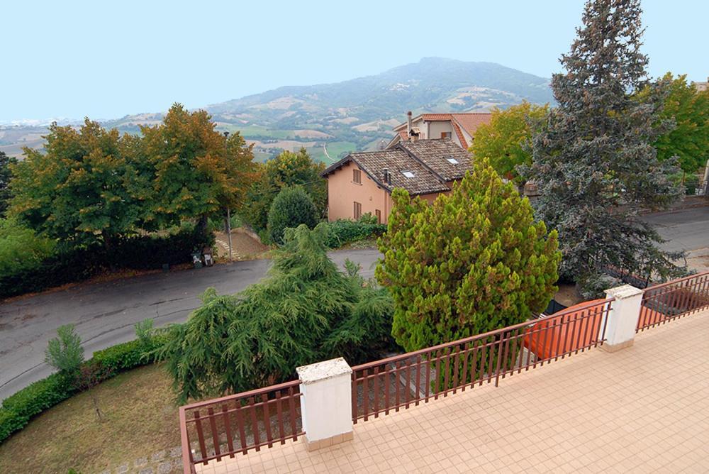 Hotel Del Duca Montedinove Buitenkant foto