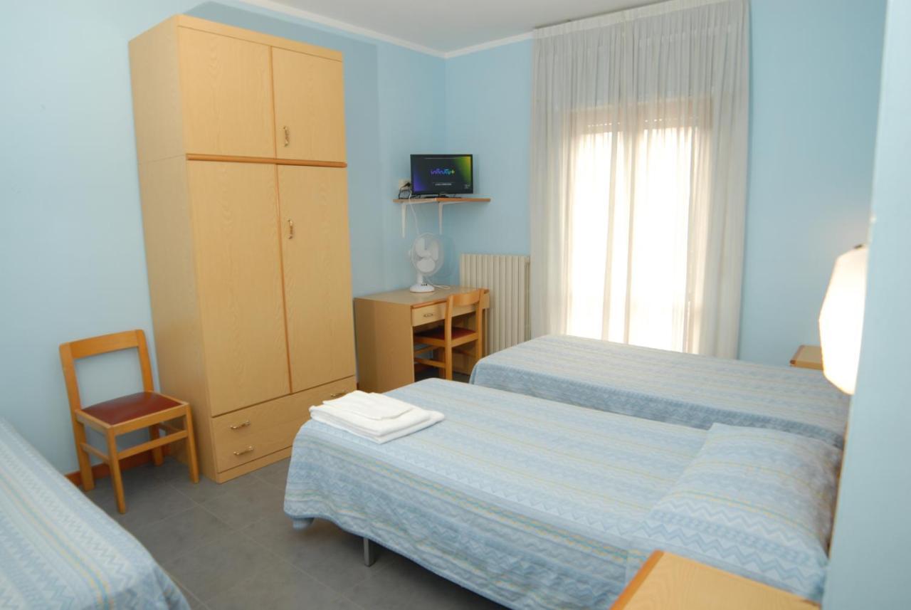 Hotel Del Duca Montedinove Buitenkant foto